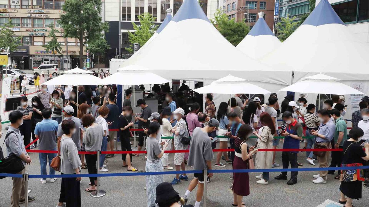 오후 9시까지 1,507명 확진…내일 1,600명대 예상