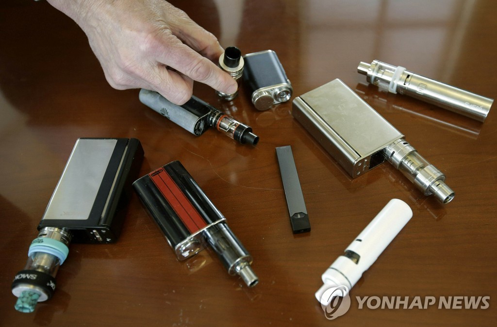 미국에서 판매되는 각종 전자담배 기기