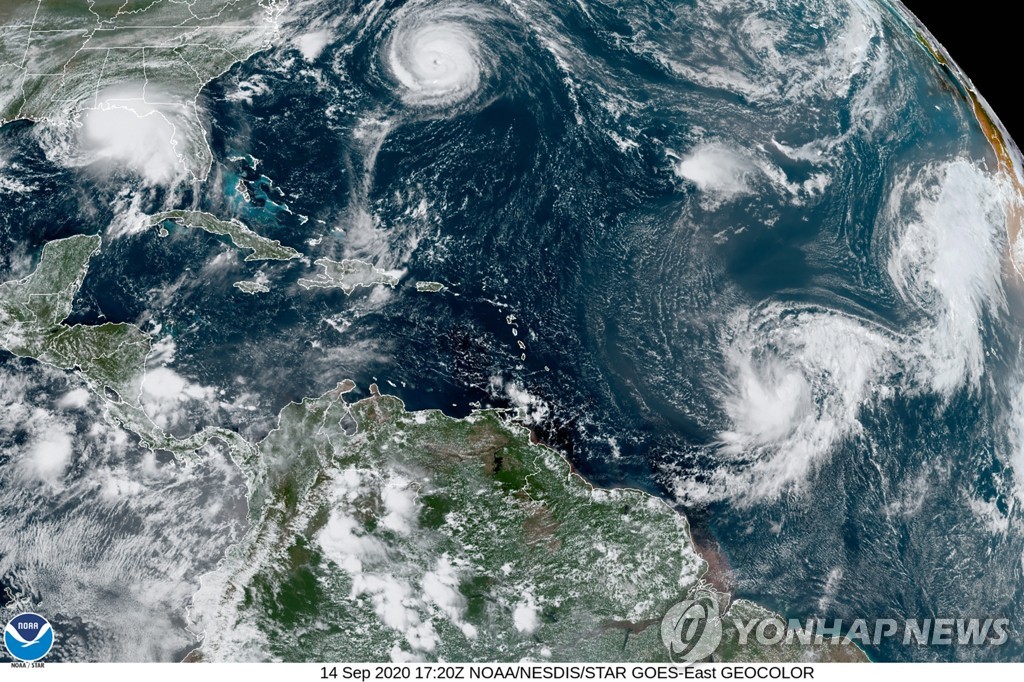 대서양에 동시에 발생한 5개의 허리케인 및 열대성 폭풍