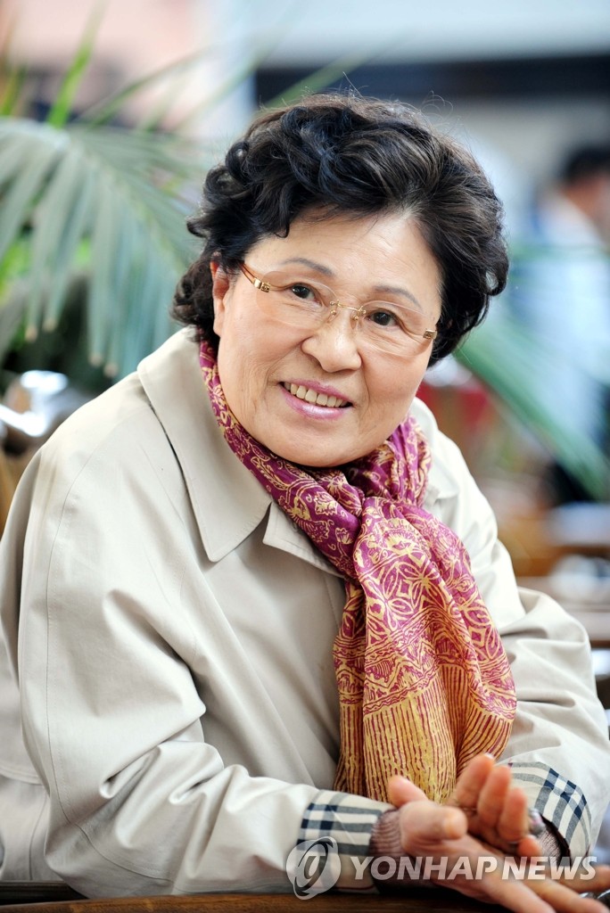 배우 김지영