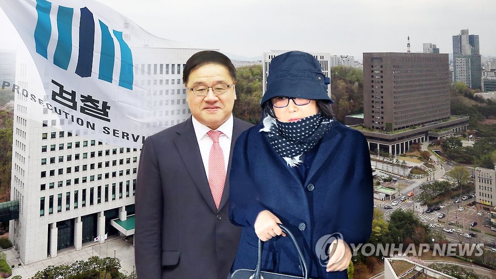 안종범 전 청와대 정책조정수석비서관(왼쪽)과 최순실(60)씨 [연합뉴스TV 제공]