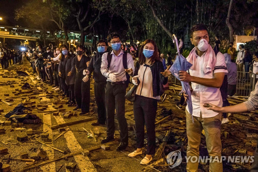 TOPSHOT-HONG KONG-CHINA-POLITICS-UNREST