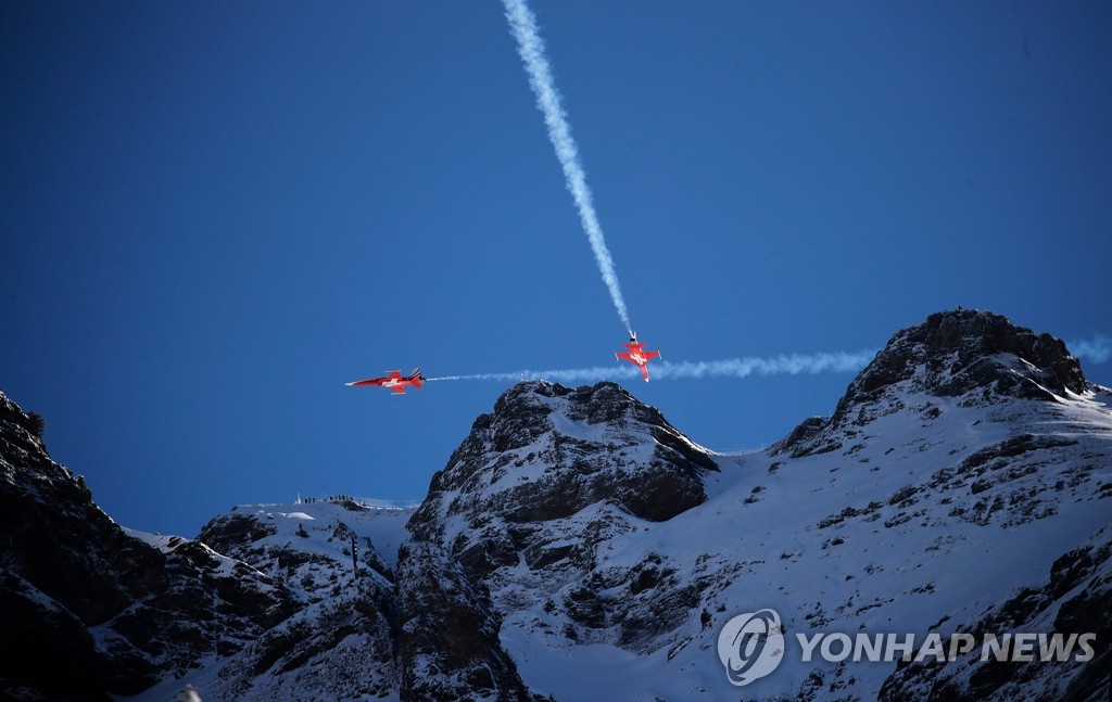 SKI-ALPINE-WORLD-SUI-MEN-DOWNHILL