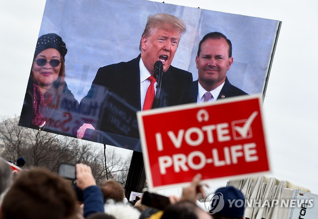 US-politics-abortion-RALLY