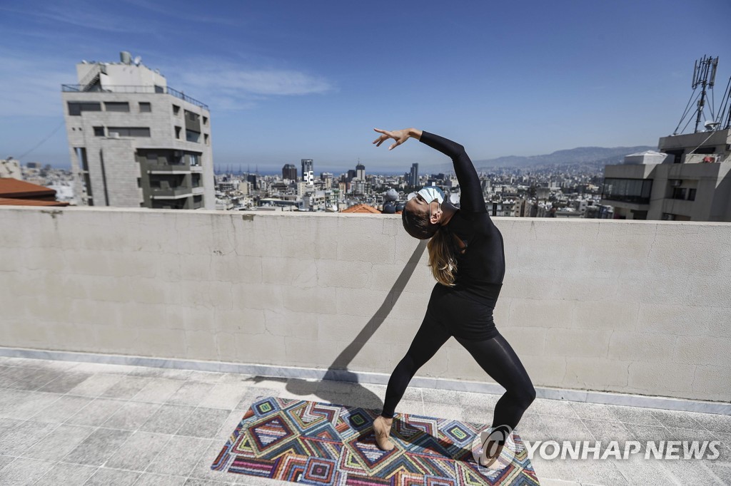 LEBANON-HEALTH-VIRUS-DANCE