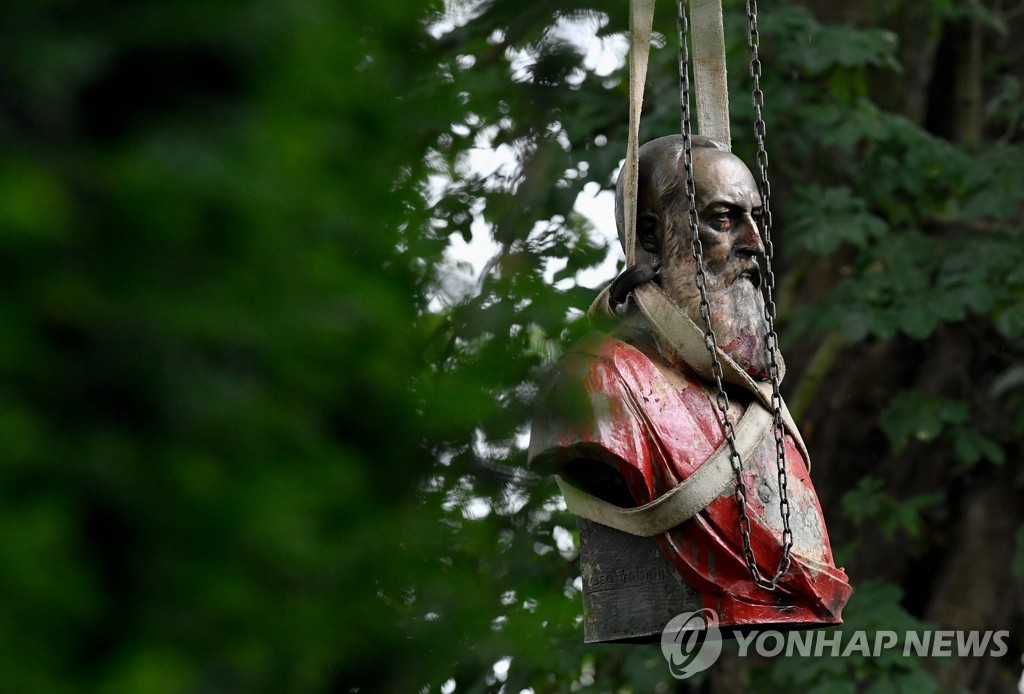 BELGIUM-CONGO-HISTORY-RACISM-MONUMENT