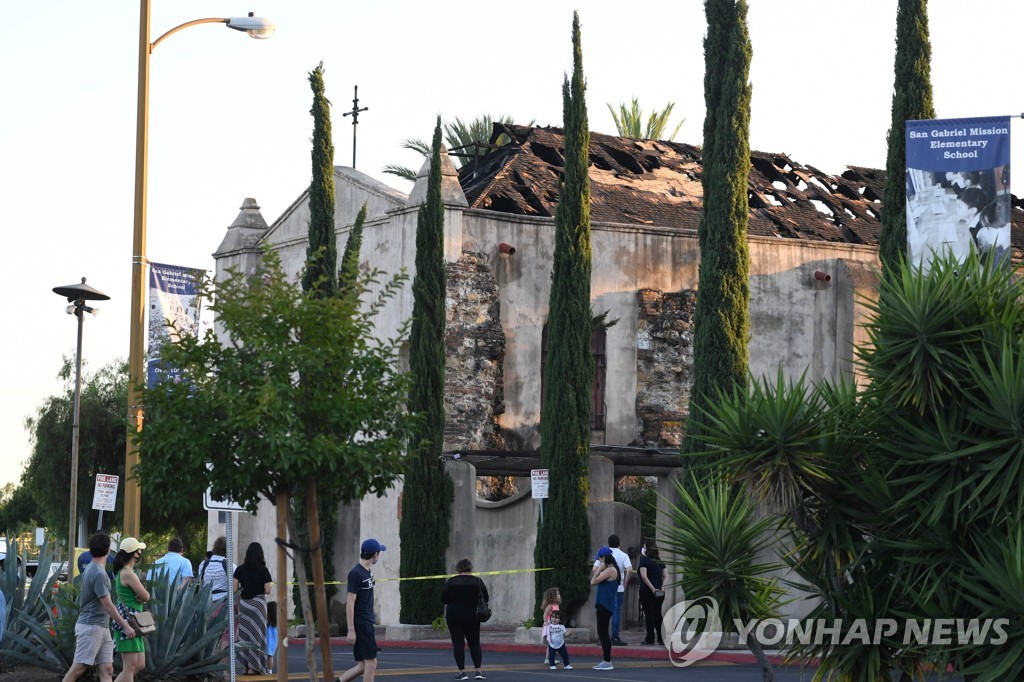 US-RELIGION-HISTORY-MISSION-FIRE