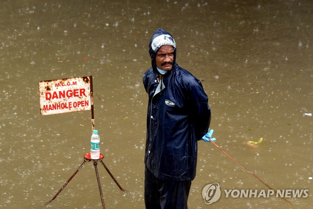 INDIA-WEATHER-FLOODS