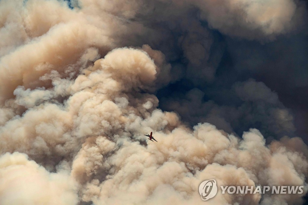 US-WILDFIRES-CALIFORNIA