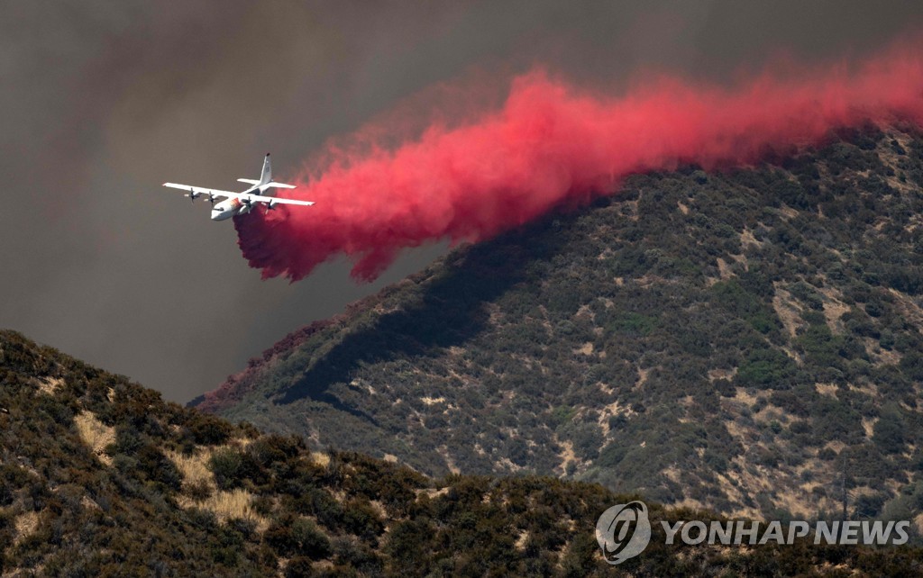 US-WILDFIRES-CALIFORNIA