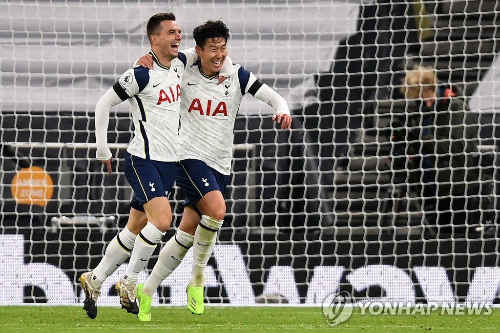 FBL-ENG-PR-TOTTENHAM-MAN CITY