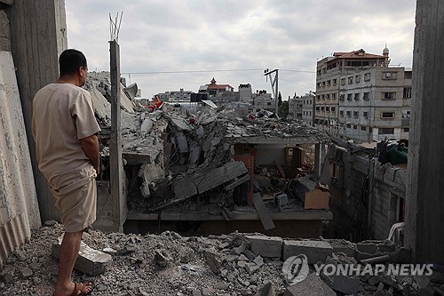 이스라엘의 공습으로 무너진 가자지구 최남단도시 라파의 건물들