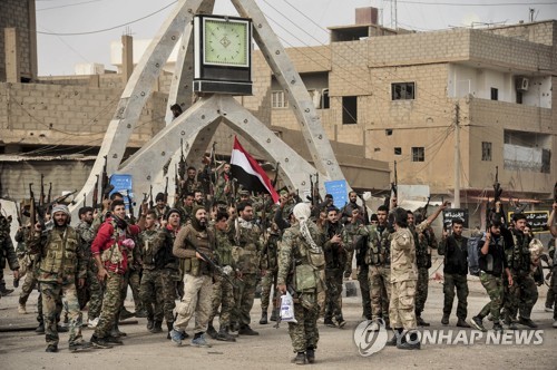 시리아 동부 이라크 인접 알부카말을 장악한 시리아군과 헤즈볼라