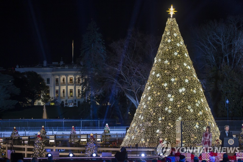 USA NATIONAL CHRISTMAS TREE LIGHTING