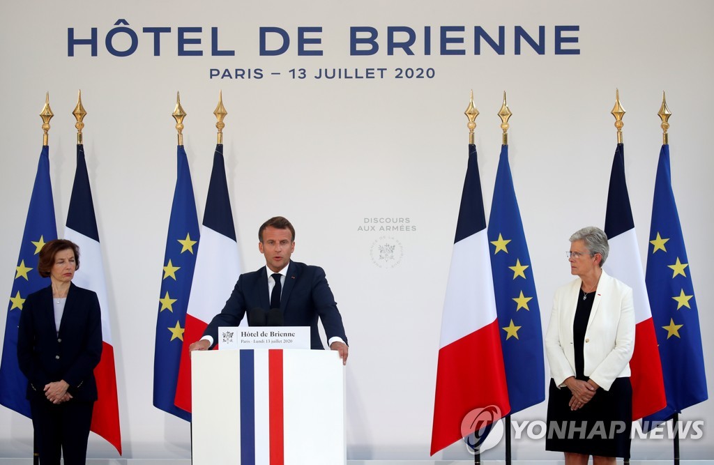 FRANCE ARMY MACRON