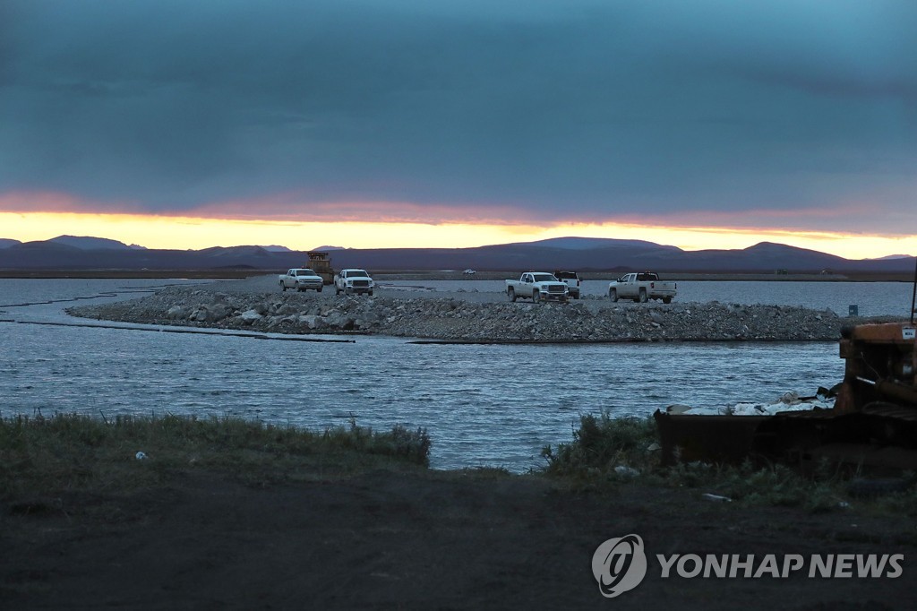 US-RISING-SEA-LEVELS-THREATEN-REMOTE-ALASKAN-VILLAGE-OF-KIVALINA