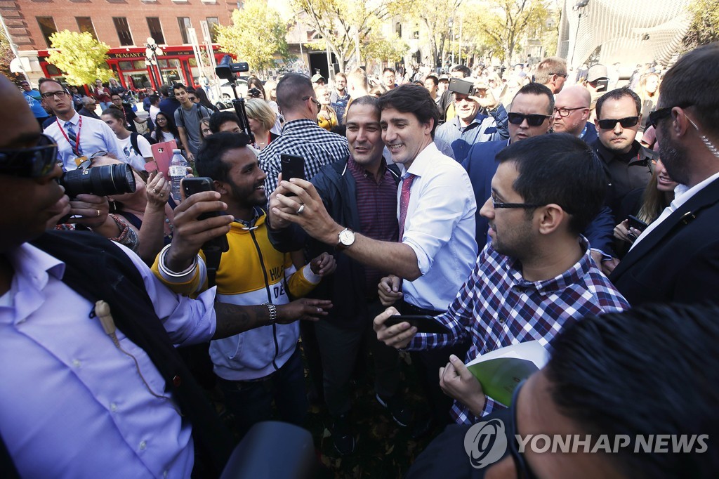 CANADA-PRIME-MINISTER-TRUDEAU-HOLDS-MEDIA-AVAILABILITY-AFTER-RAC