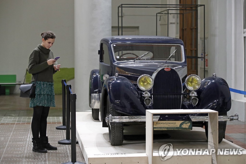 Exhibition of retro cars at Moscow's VDNKh exhibition center