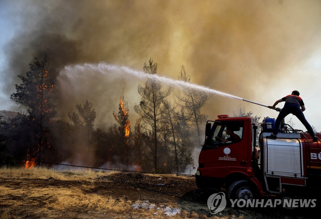 CLIMATE-CHANGE/EUROPE-WILDFIRES