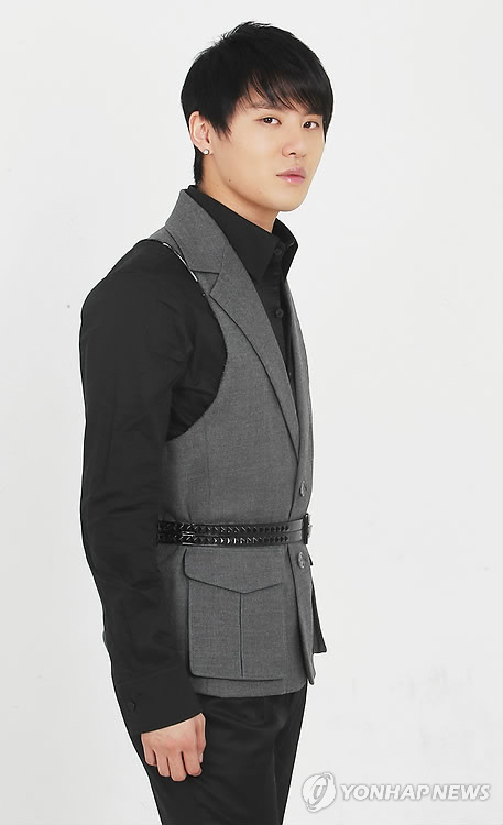 그룹 JYJ의 준수