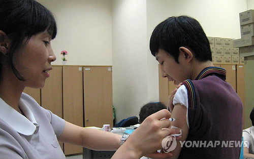동대문구보건소의 간염 예방접종(자료사진)