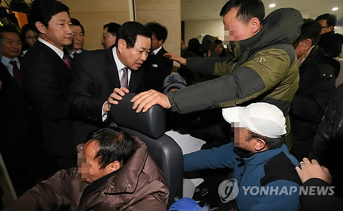 성남시의회 임시회 "예산안 처리하고 나오세요"