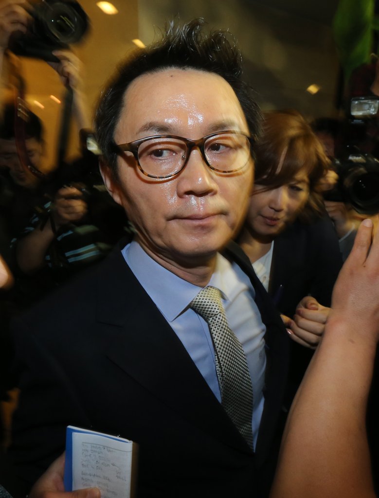 성추행 부인