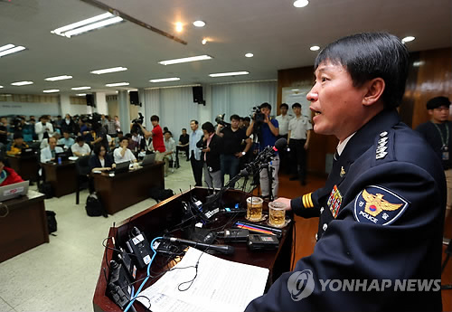 브리핑하는 순천경찰서장