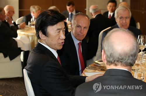 윤 외교장관, 美 외교협회 대표단 초청 오찬