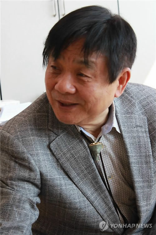 제27회 정지용문학상에 이근배 시인