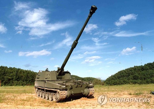 사격훈련하는 155mm 자주포