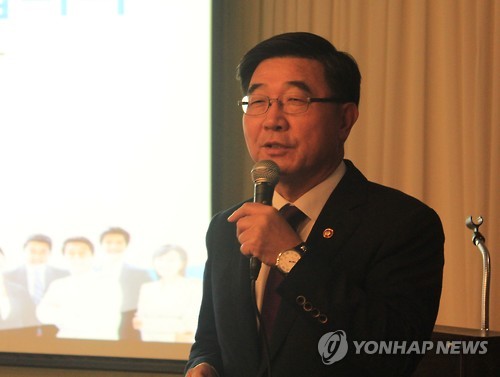 이기권 고용노동부 장관 <<연합뉴스 자료사진>>