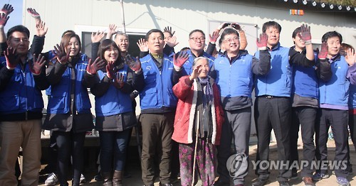 울산 삼성SDI 임직원 6년째 사랑의 연탄배달