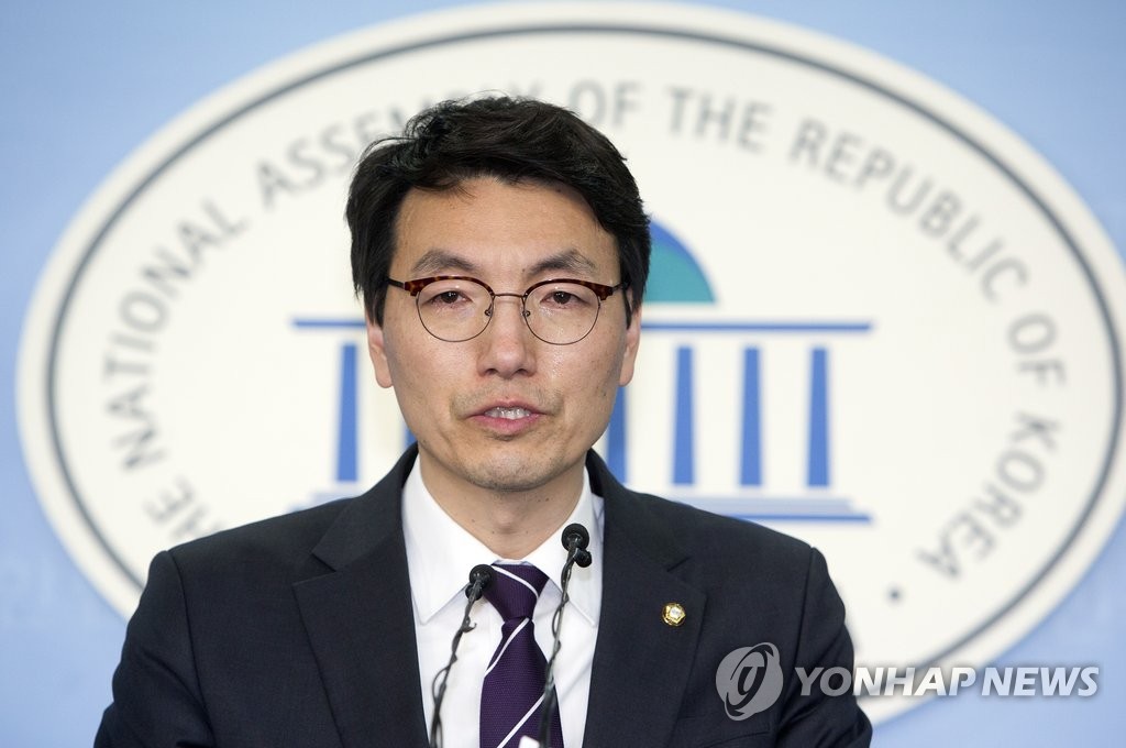 서기호, 11번째 필리버스터 마치고 총선 불출마 선언