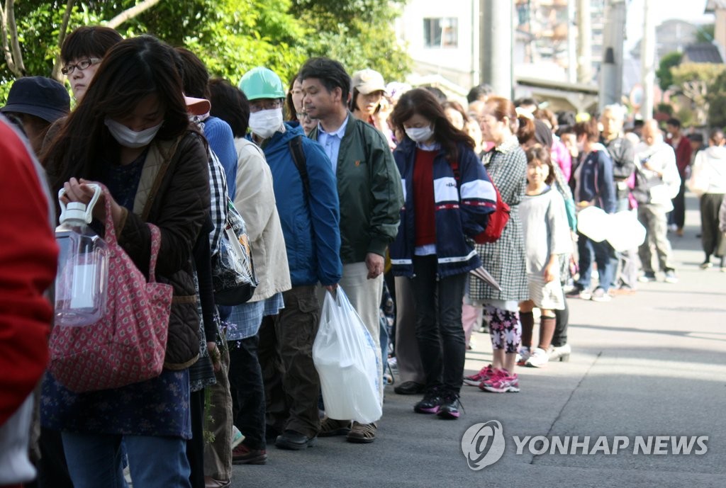 日지진에 자동차·면세점株 들썩…"반사이익 판단 일러" - 1