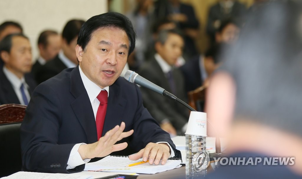 답변하는 원희룡 제주지사