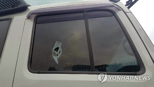 파업불참 화물차에 '돌팔매'