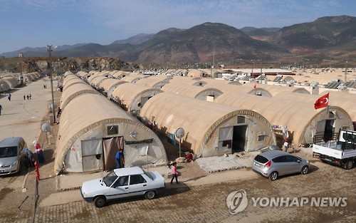 끝없이 펼쳐진 터키 난민캠프 텐트