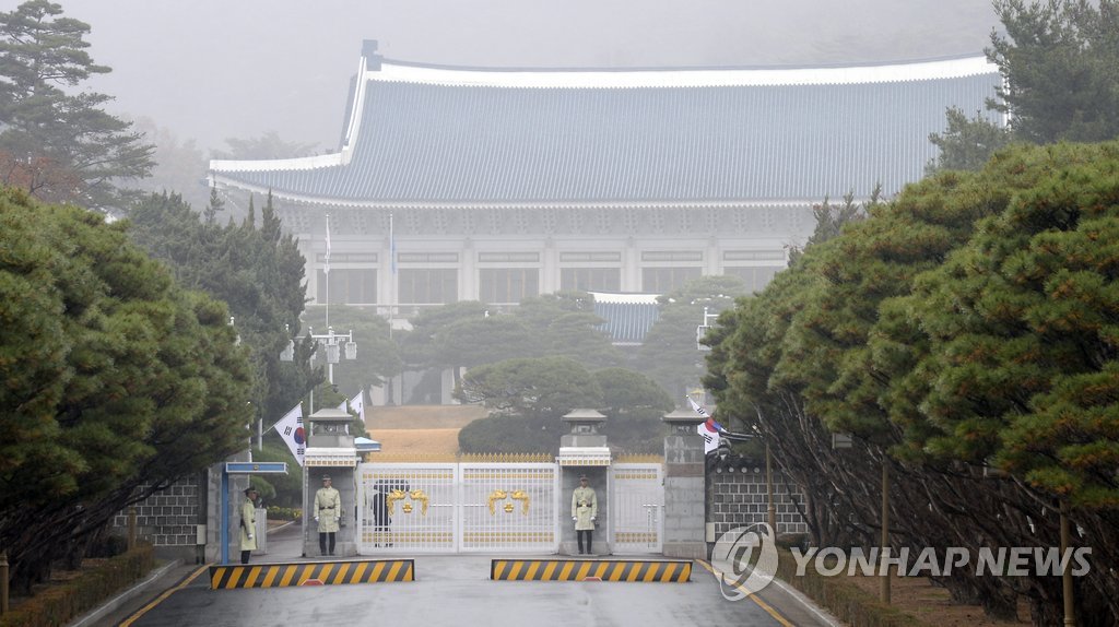 대통령 독대치료 논란…"의무대장에 특별한 내용 없어"