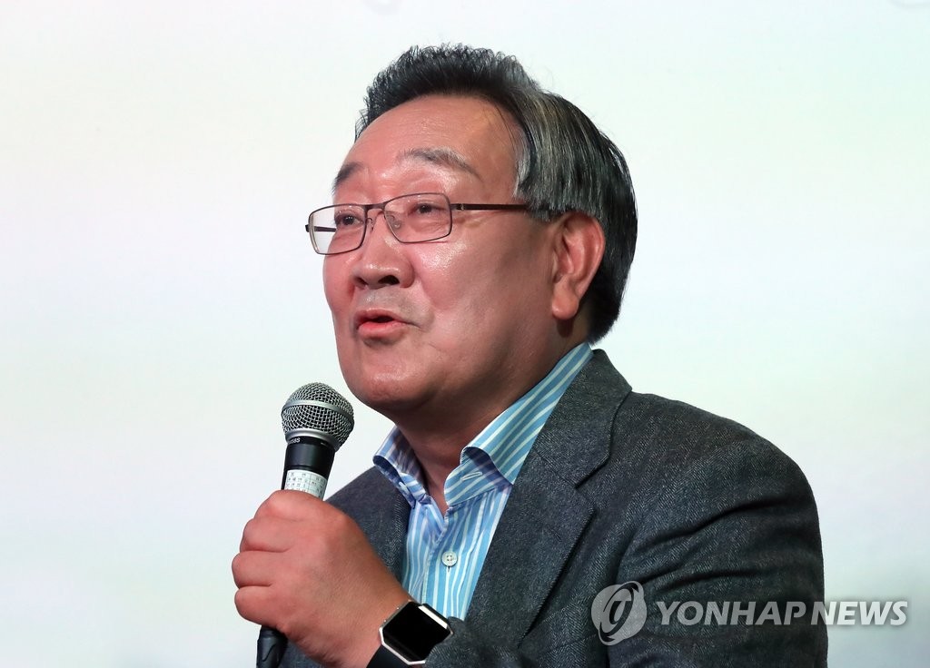 대한야구소프트볼협회장 출마 밝히는 이계안