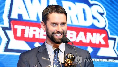 '투수 3관왕' 니퍼트, KBO 사상 4번째 외국인 MVP