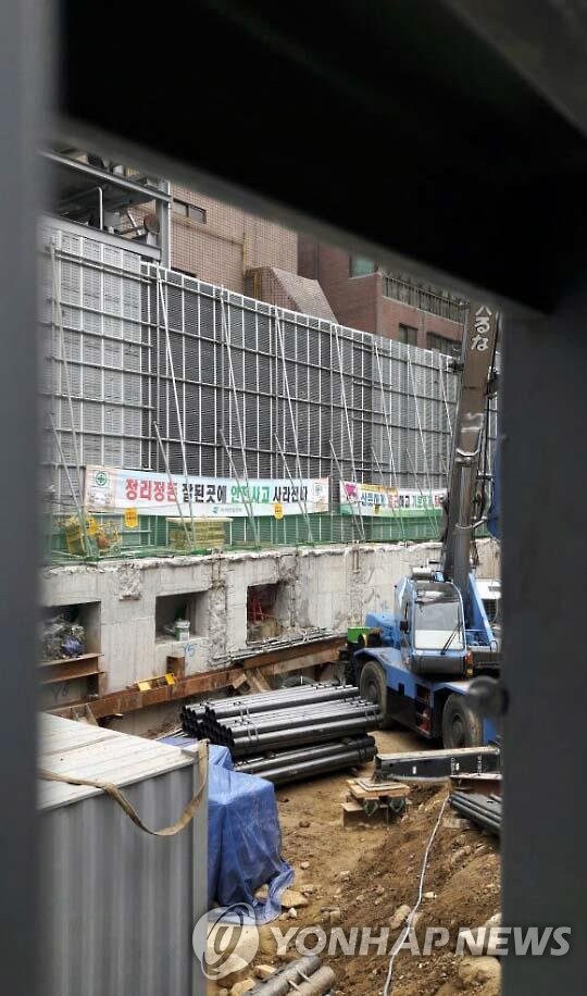 국내 첫 애플스토어 공사 현장