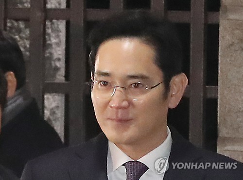 영장 기각 '이제 집으로'