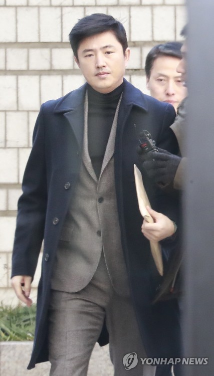 법원에 도착한 고영태