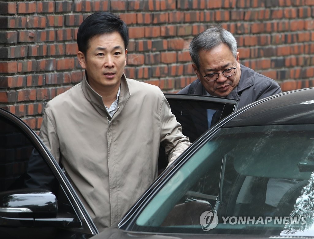 박근혜 전 대통령 법률대리인인 유영하(왼쪽), 정장현 변호사 [연합뉴스 자료사진]