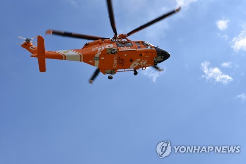 춘천에 도착한 강원 신규소방헬기