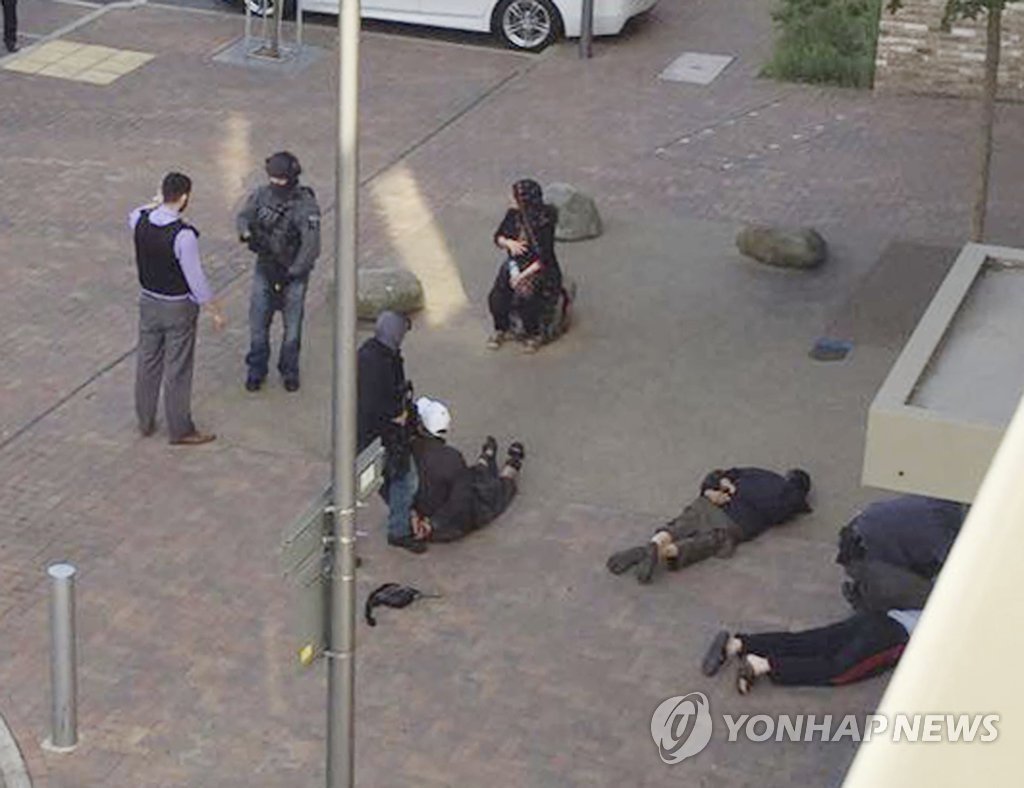 英경찰, 런던 브리지 테러 관련 12명 체포