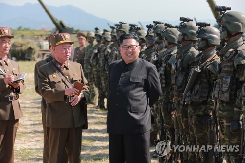 북한 김정은, 백령도·대연평도 점령 가상훈련 지도