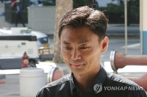 생각에 잠긴 박성진 장관 후보자