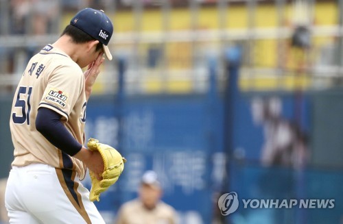 5회까지 8실점…이재학 강판